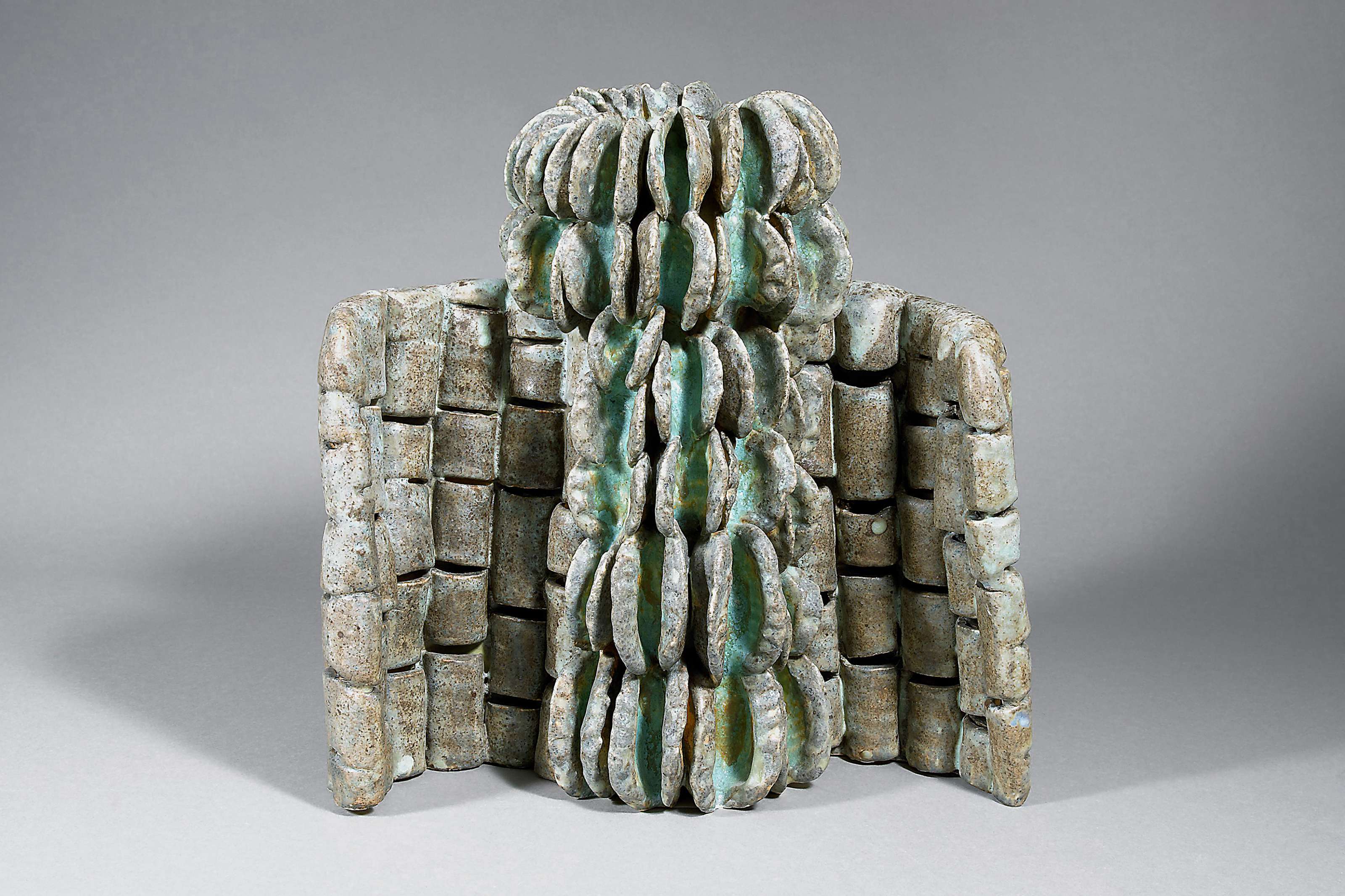 Beate Kuhn – Ceramics and plastic in the Metzger Gallery